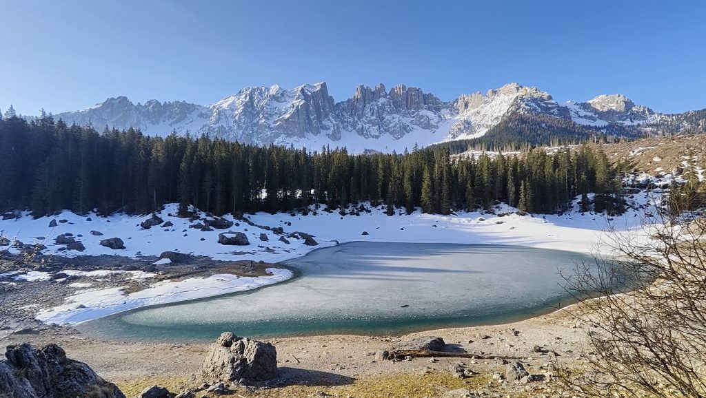 Lago Di Carezza, uno de los lugares que visitar en la Ruta de 4 días por Dolomitas